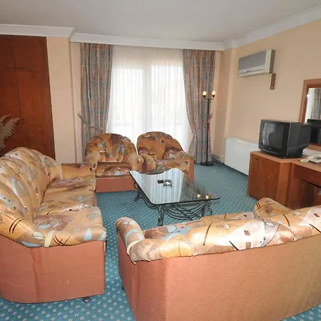 Lycus Hotel 4*