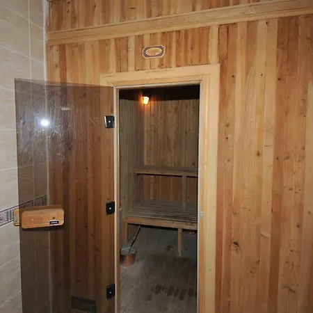 Otel Lycus 4*