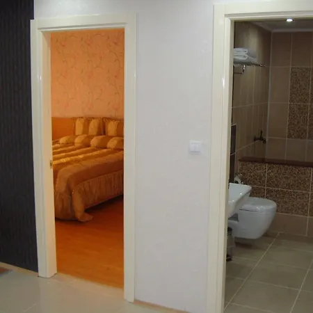 Otel Lycus 4*